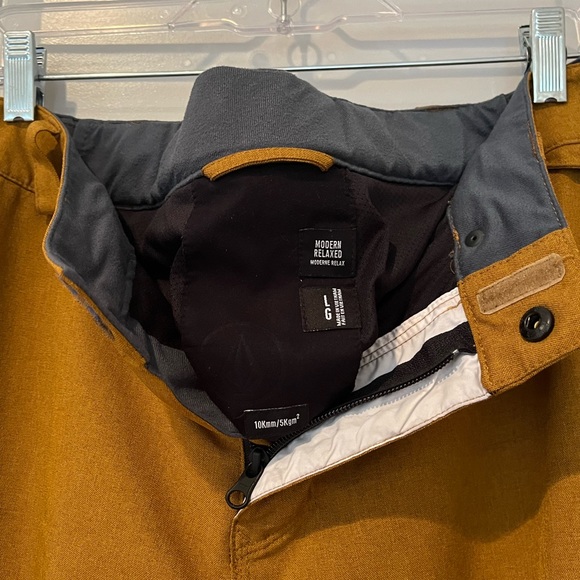 Volcom Men’s Snowboard Pants - Size L - Picture 10 of 10